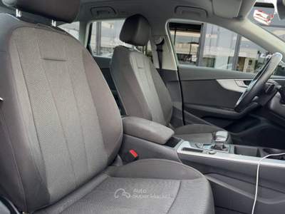 Audi A4 2.0 tdi mhev Business 136cv s-tronic con Carplay Nero usata Latina