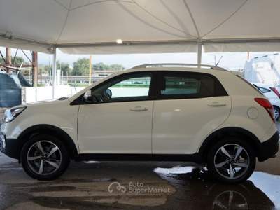 SsangYong Korando 2.2 Diesel 2WD MT Plus Bianco usata Quartu Sant'Elena