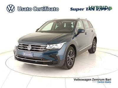 Volkswagen Tiguan 1.4 tsi eh elegance dsg Blu/Azzurro usata Bari