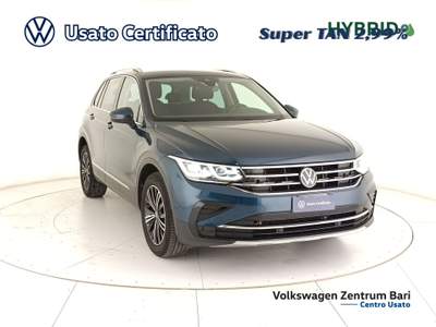 Volkswagen Tiguan 1.4 tsi eh elegance dsg Blu/Azzurro usata Bari