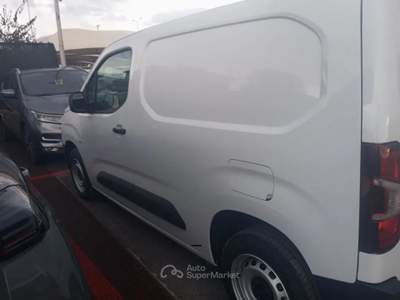 Opel Combo Combo Cargo 1.5 D 100CV S&S PC Bianco usata Jerago con Orago