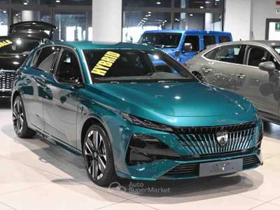 Peugeot 308 Hybrid 145 e-DCS6 GT Blu/Azzurro usata Pianezza