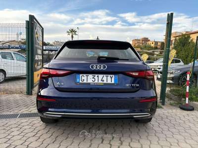 Audi A3 110cv Blu/Azzurro usata Roma