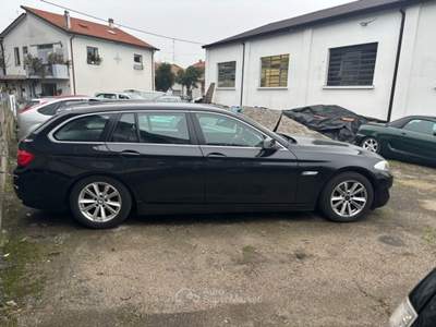 BMW Serie 5 520d BMW 520D Touring Nero usata Bellaria-Igea Marina