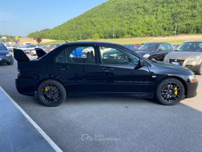 Mitsubishi Lancer EVO IX 9 2.0 16V 4p. 4WD Evolution IX GSR Nero usata Sant'Angelo in vado