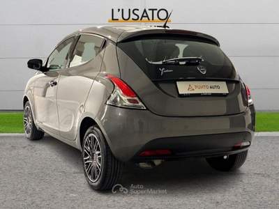 Lancia Ypsilon 1.2 69 CV 5 porte GPL Ecochic Elefantino Blu Grigio usata Ancona