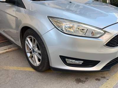 Ford Focus Powershift Business Argento usata Bitonto