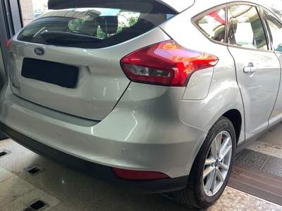 Ford Focus Powershift Business Argento usata Bitonto