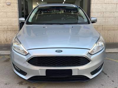 Ford Focus Powershift Business Argento usata Bitonto