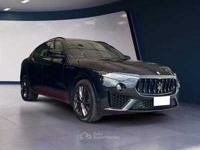 Maserati Levante Levante MHEV 330 CV AWD GT Nero usata Pordenone