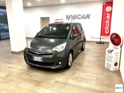 Toyota Verso 1.4D MMT Active Grigio usata Isola del Liri