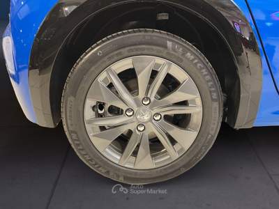 Peugeot 208 II 2019 e- Allure Pack 100kW Blu/Azzurro usata Torino