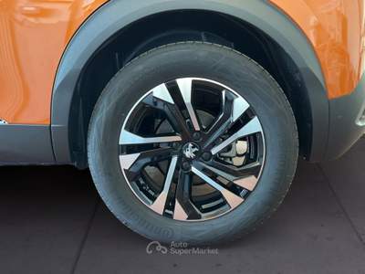 Peugeot 2008 e- - Motore Elettrico 136cv (100 kW) ALLURE PACK Arancione usata Torino