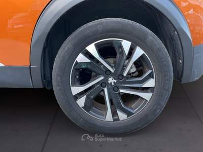 Peugeot 2008 II 2020 1.2 puretech GT Line s&s 130cv Arancione usata Torino