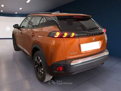 Peugeot 2008 II 2020 1.2 puretech Allure Pack s&s 100cv Arancione usata Torino