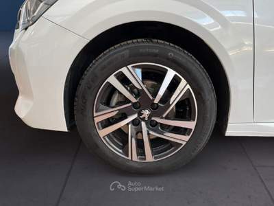 Peugeot 208 II 2019 1.2 puretech Allure Pack s&s 100cv Bianco usata Torino