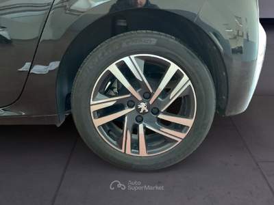 Peugeot 208 II 2019 1.2 puretech Active Pack s&s 75cv Nero usata Torino