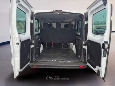 Renault Trafic 2.0 blue dci 110cv L1 Equilibre Bianco usata Torino