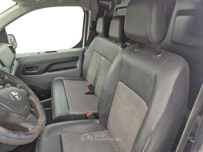 Toyota Proace II 2019 1.5d 120cv S&S 10q L0 D Comfort Bianco usata Torino