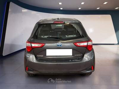 Toyota Yaris III 2017 5p 1.5 hybrid Active my18 Grigio usata Torino
