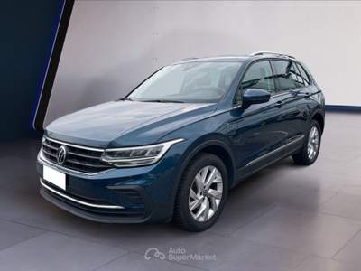 Volkswagen Tiguan II 2021 2.0 tdi scr Life 4motion 150cv dsg Blu/Azzurro usata Torino