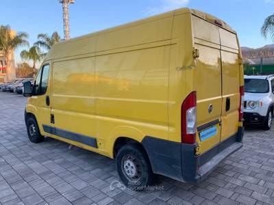 Fiat Ducato Fiat Ducato 2.3 Mjet 130cv Furgonato Giallo usata Pompei