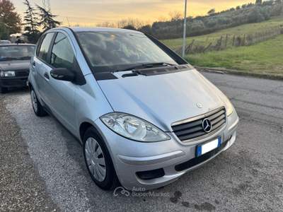Mercedes-Benz Classe A A 180 CDI Classic Argento usata Mentana