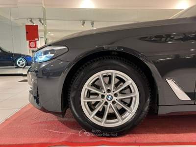 BMW Serie 5 520d 520d Touring mhev 48V auto Grigio usata CONEGLIANO