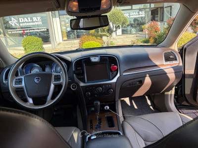 Lancia Thema 3.0 V6 Multijet II 239 CV Executive Nero usata Montagnana