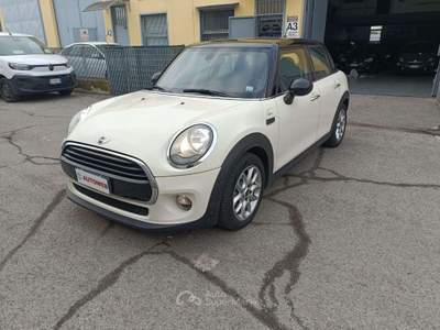 MINI Cooper 1.5 Hype 136cv 5p Beige usata Cassina de' Pecchi