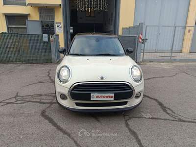 MINI Cooper 1.5 Hype 136cv 5p Beige usata Cassina de' Pecchi