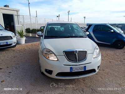 Lancia Ypsilon 75 CV Elle Bianco usata Altamura
