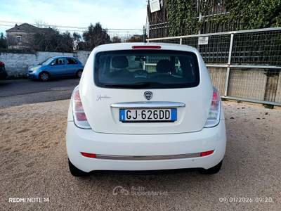 Lancia Ypsilon 75 CV Elle Bianco usata Altamura