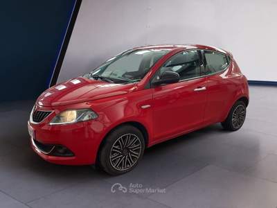 Lancia Ypsilon III 2021 1.0 firefly hybrid Gold s&s 70cv Rosso usata Torino
