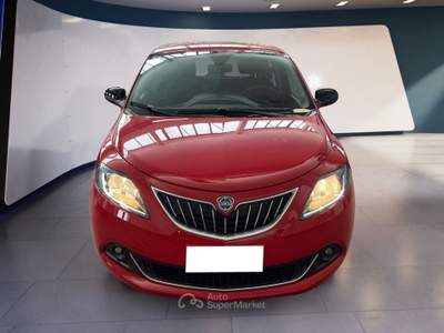 Lancia Ypsilon III 2021 1.0 firefly hybrid Gold s&s 70cv Rosso usata Torino