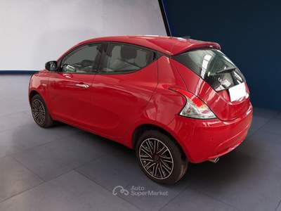 Lancia Ypsilon III 2021 1.0 firefly hybrid Gold s&s 70cv Rosso usata Torino