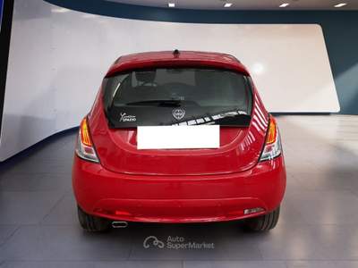Lancia Ypsilon III 2021 1.0 firefly hybrid Gold s&s 70cv Rosso usata Torino