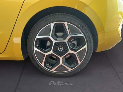 Opel Astra Nuova 5P GS 1.6 Hybr Giallo usata Torino