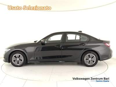 BMW Serie 3 318d 318d mhev 48v business advantage auto Nero usata Bari