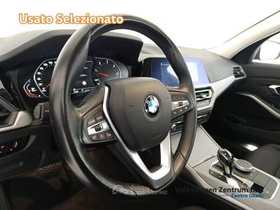 BMW Serie 3 318d 318d mhev 48v business advantage auto Nero usata Bari