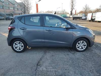Hyundai i10 OK NEOPATENTATI, GARANZIA L.12 MESI, EURO 6D, BENZINA\GPL Grigio usata Reggio nell'Emilia