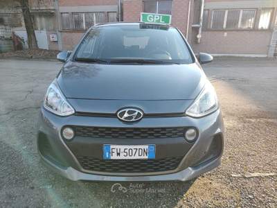 Hyundai i10 OK NEOPATENTATI, GARANZIA L.12 MESI, EURO 6D, BENZINA\GPL Grigio usata Reggio nell'Emilia