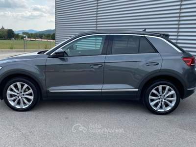 Volkswagen T-Roc 1.6 TDI SCR Style ADVANCED PLUS Technology BICOLOR Grigio usata Sant'Angelo in vado