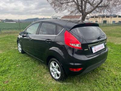 Ford Fiesta 1.4 TDCi 70CV 5 porte Titanium Nero usata Monte Porzio
