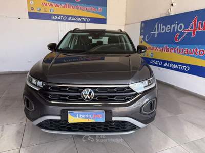 Volkswagen T-Roc 2.0 TDI SCR 150 CV DSG R-Line Grigio usata ADRANO