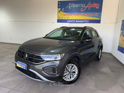 Volkswagen T-Roc 2.0 TDI SCR 150 CV DSG R-Line Grigio usata ADRANO