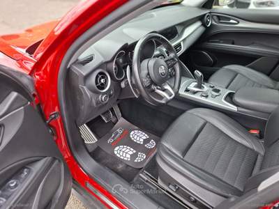 Alfa Romeo Stelvio Stelvio 2.2 T.diesel 190CV AT8 Q4 Sprint Rosso usata RIMINI