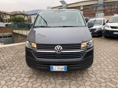 Volkswagen Multivan 2.0 TDCI 110 CV 9P TRENDLINE Grigio usata Carobbio degli Angeli