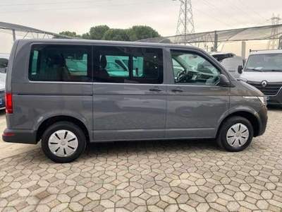 Volkswagen Multivan 2.0 TDCI 110 CV 9P TRENDLINE Grigio usata Carobbio degli Angeli