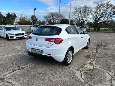 Alfa Romeo Giulietta Giulietta 1.6 JTDm-2 120 CV Business Bianco usata San Michele Salentino